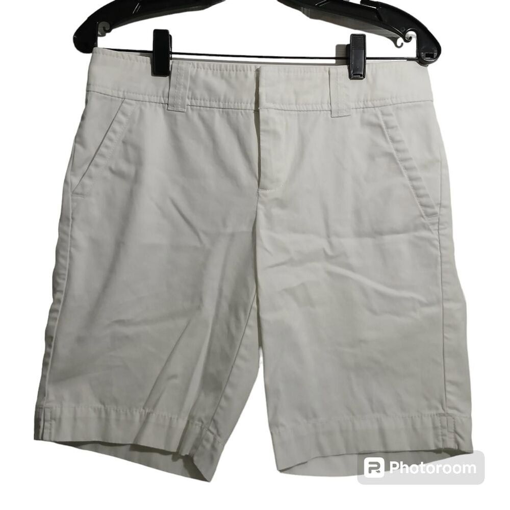 Lilly Pulitzer Bermuda Shorts Women 2 White 9.5" Cotton Shorts Beach